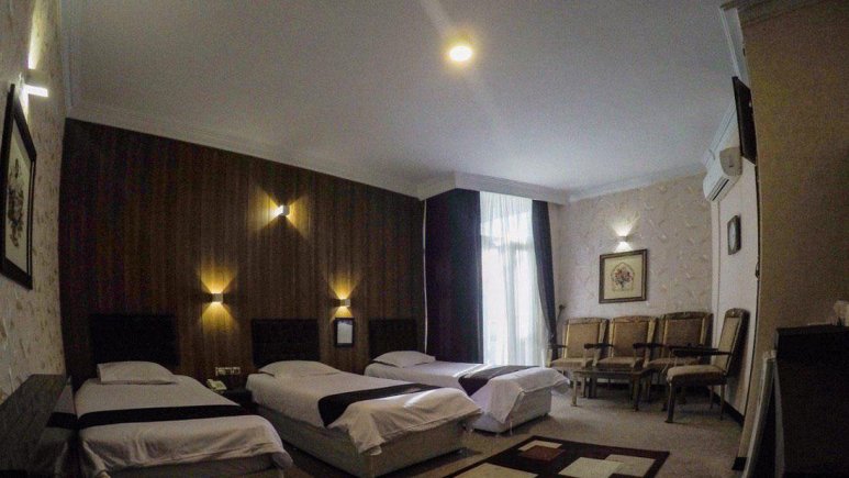 اتاق سه تخته 3 هتل بلور تهران